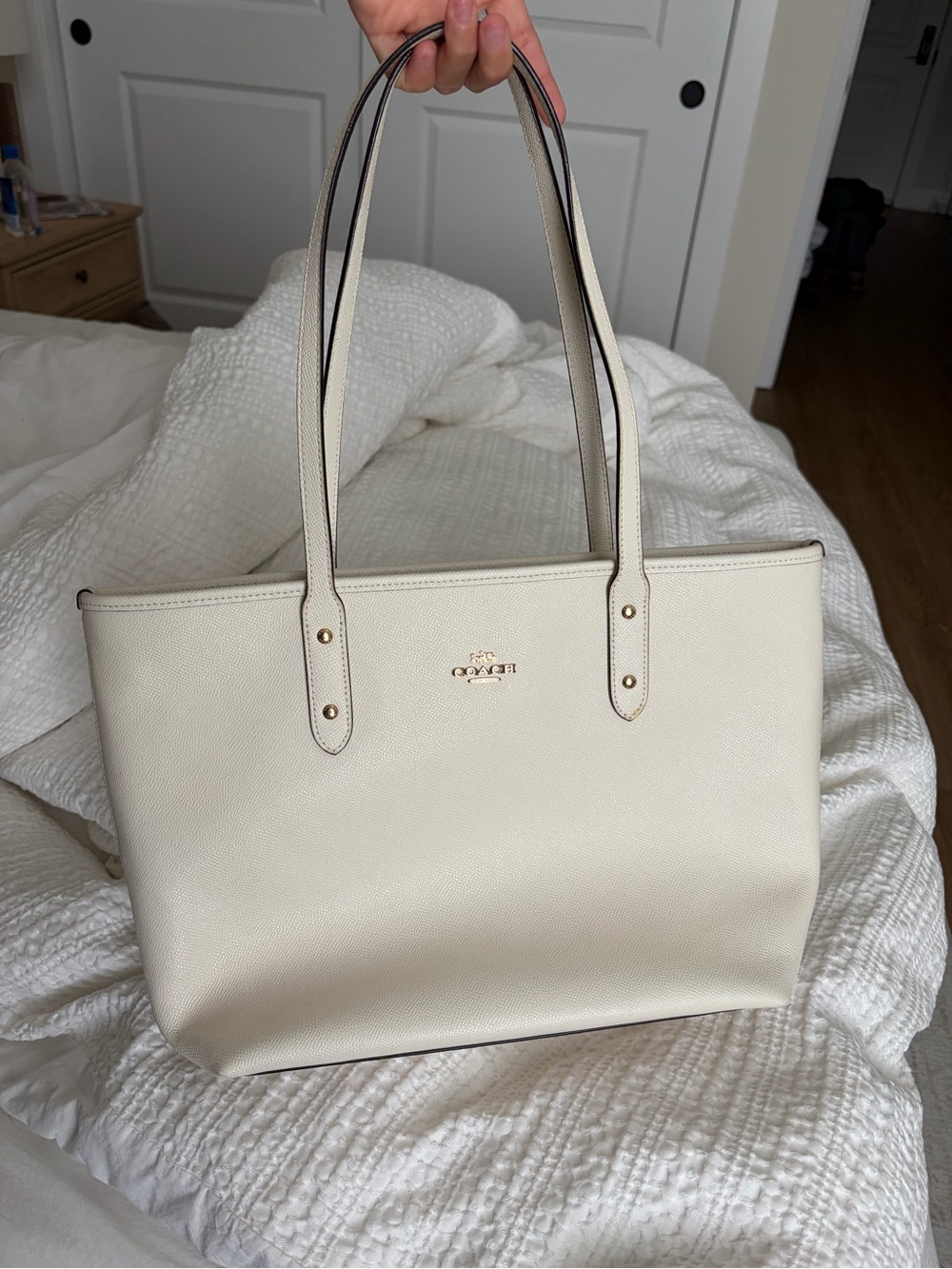 Coach Medium City Tote Bag